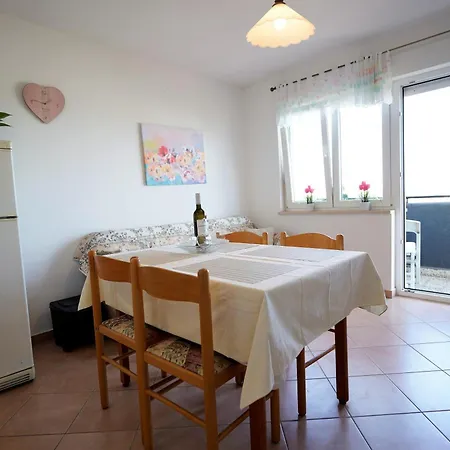 Nada 5 - Apartman S Pogledom Na More Apartment Pula