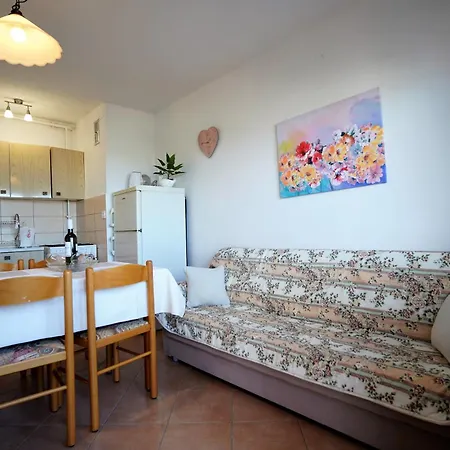 Nada 5 - Apartman S Pogledom Na More