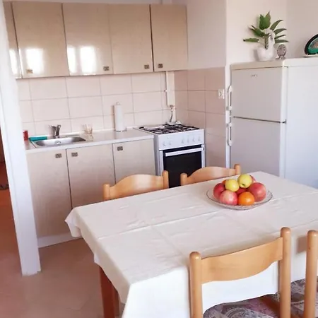 Nada 5 - Apartman S Pogledom Na More شقة *