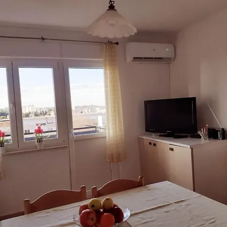 Nada 5 - Apartman S Pogledom Na More شقة *