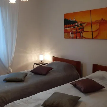Nada 5 - Apartman S Pogledom Na More Apartamento